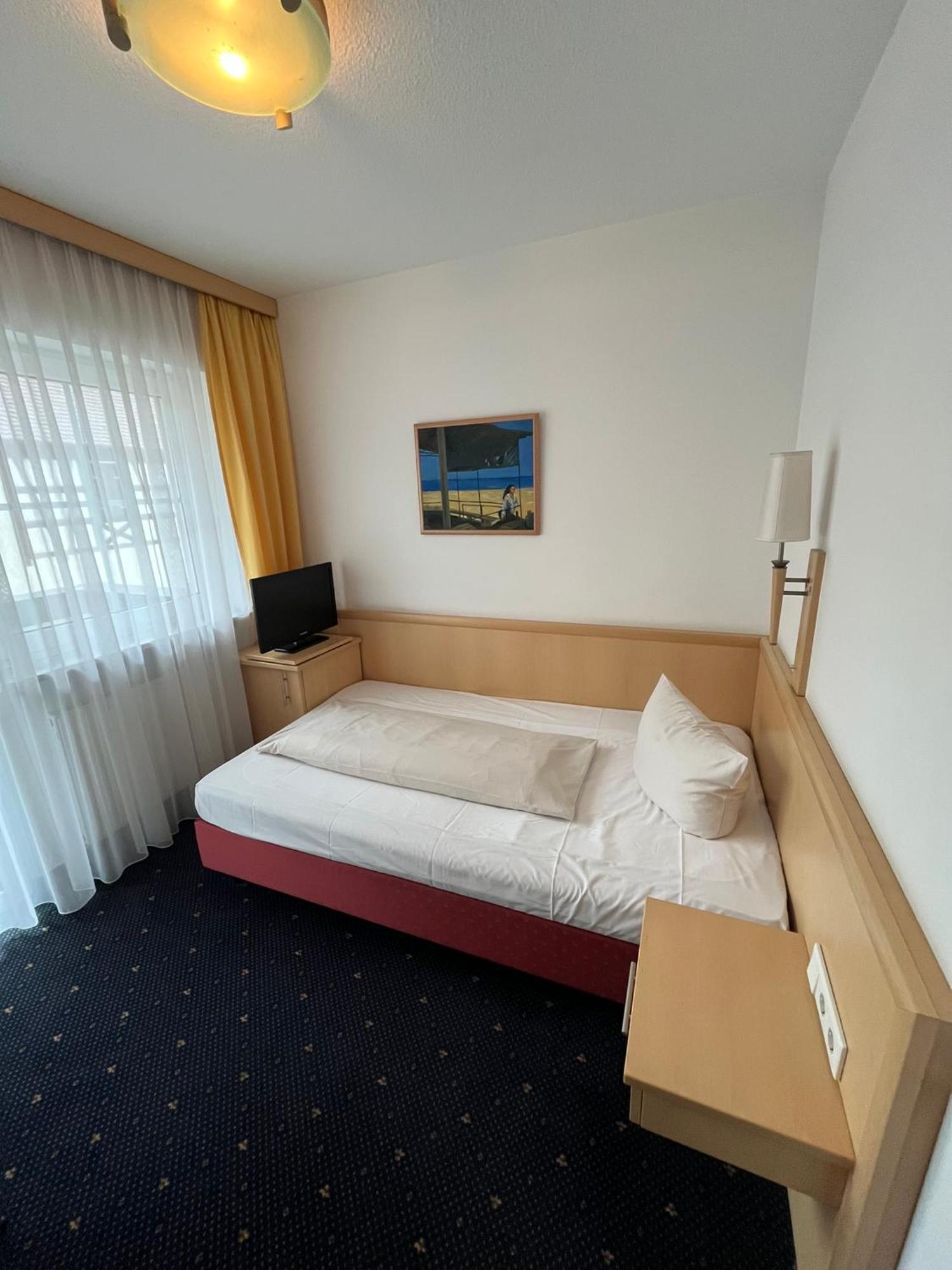 Hotel-Landpension Postwirt Kirchensittenbach Экстерьер фото