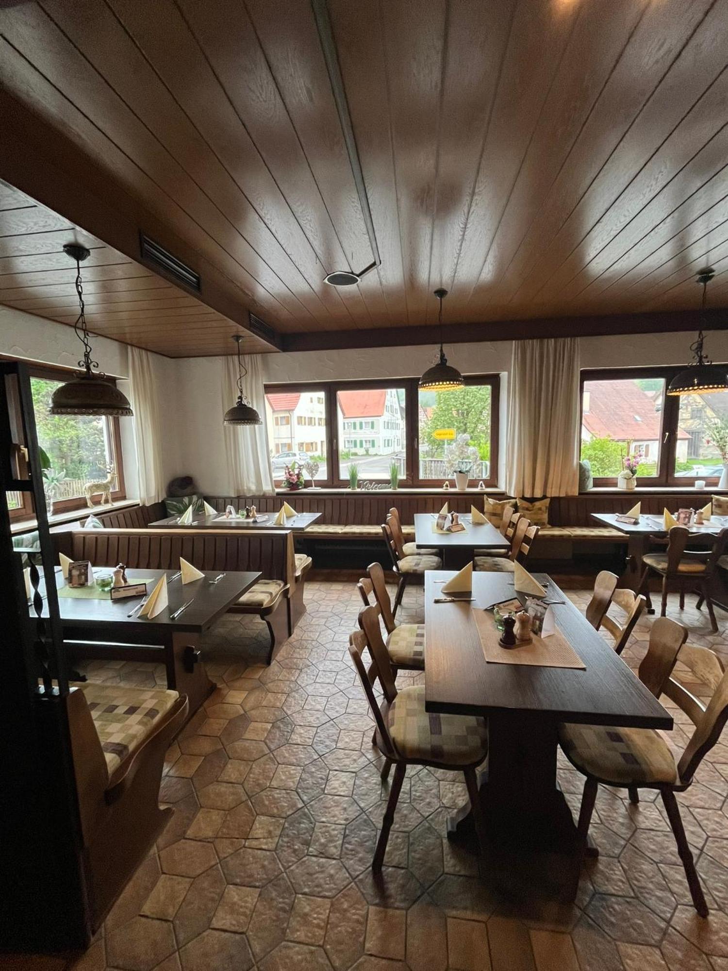 Hotel-Landpension Postwirt Kirchensittenbach Экстерьер фото