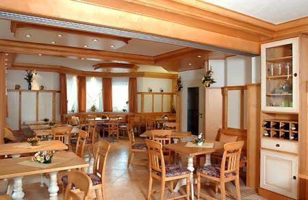 Hotel-Landpension Postwirt Kirchensittenbach Ресторан фото